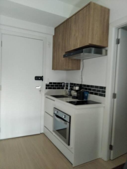 Apartamento 1 Dorm -itaim Bibi A 5 Min Av Faria Lima Und1903 São Paulo